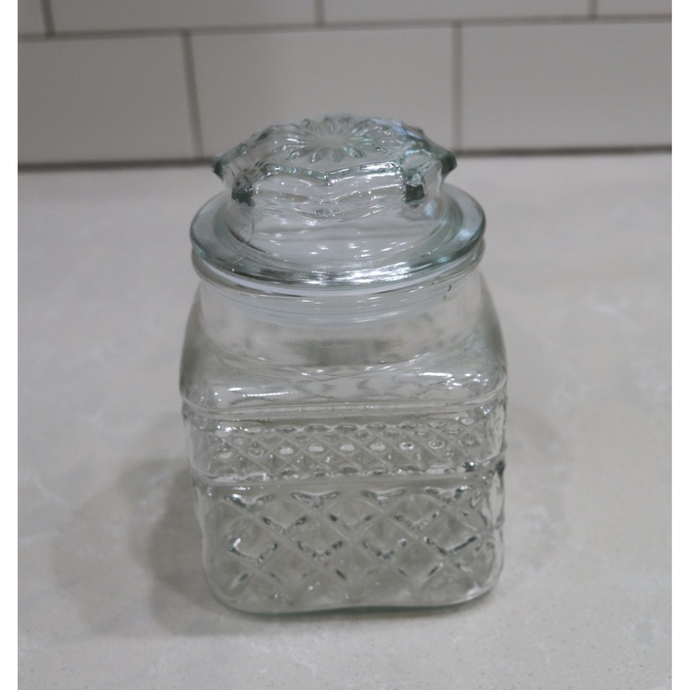 Anchor Hocking Wexford Small Glass Canister Jar with Lid Clear Vintage